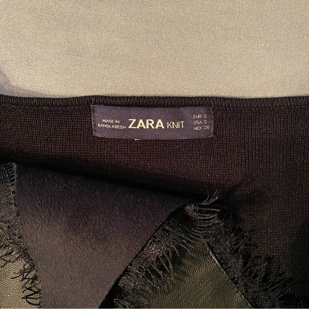 Zara faux leather top with lace - Picture 9 of 13